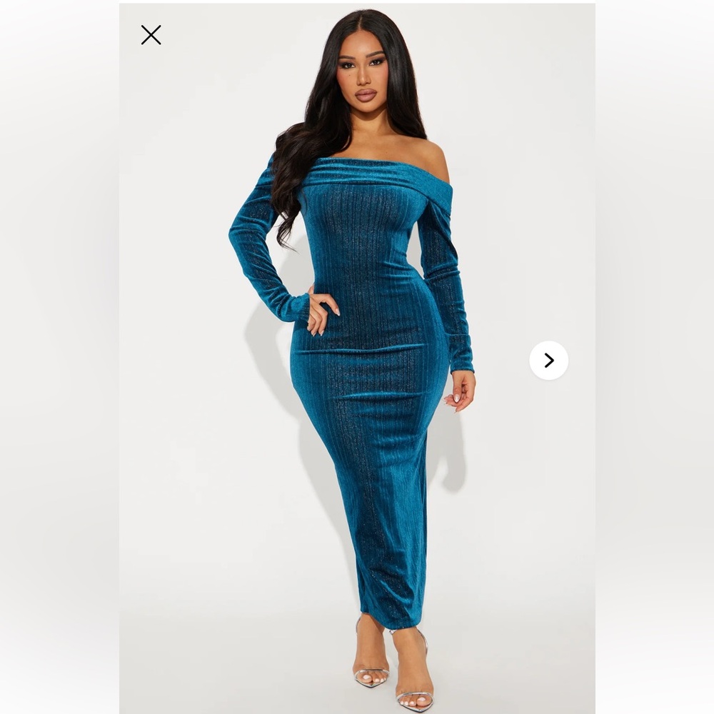 Fashion Nova Teal Long Sleeve Dress